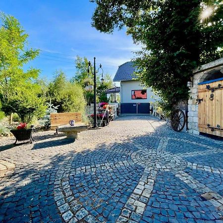 Apartament Nad Potokiem Jelenia Gora Bagian luar foto